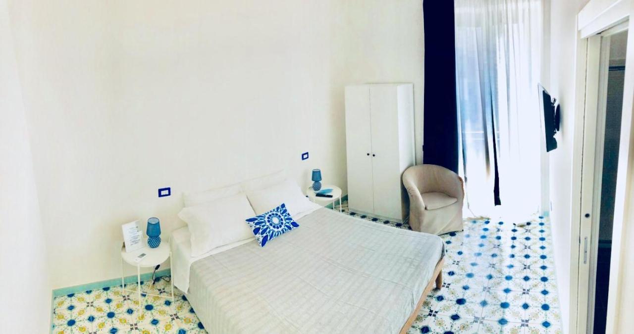 L'Alice B&B Салерно Экстерьер фото